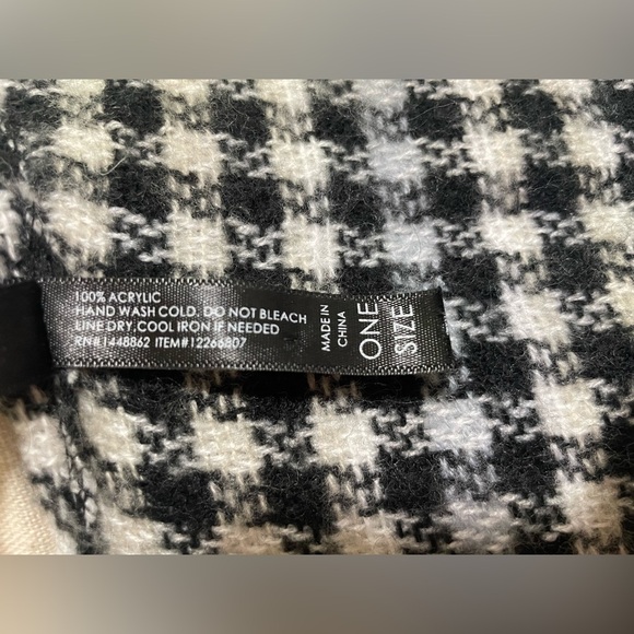 Torrid Gingham Stripe Ruffle Ruana Black Red OS - Picture 8 of 8